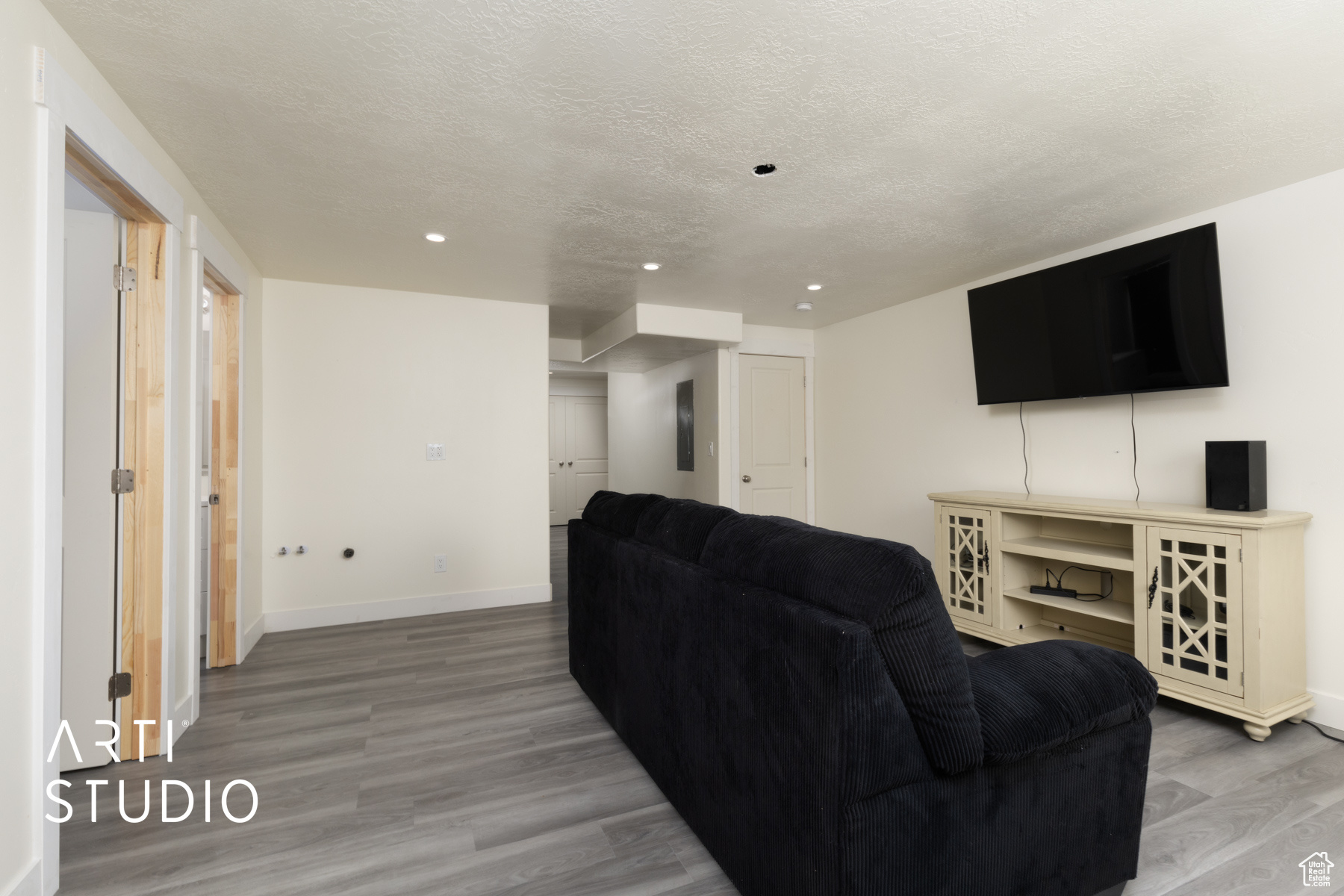 SUMMIT RIDGE - Residential