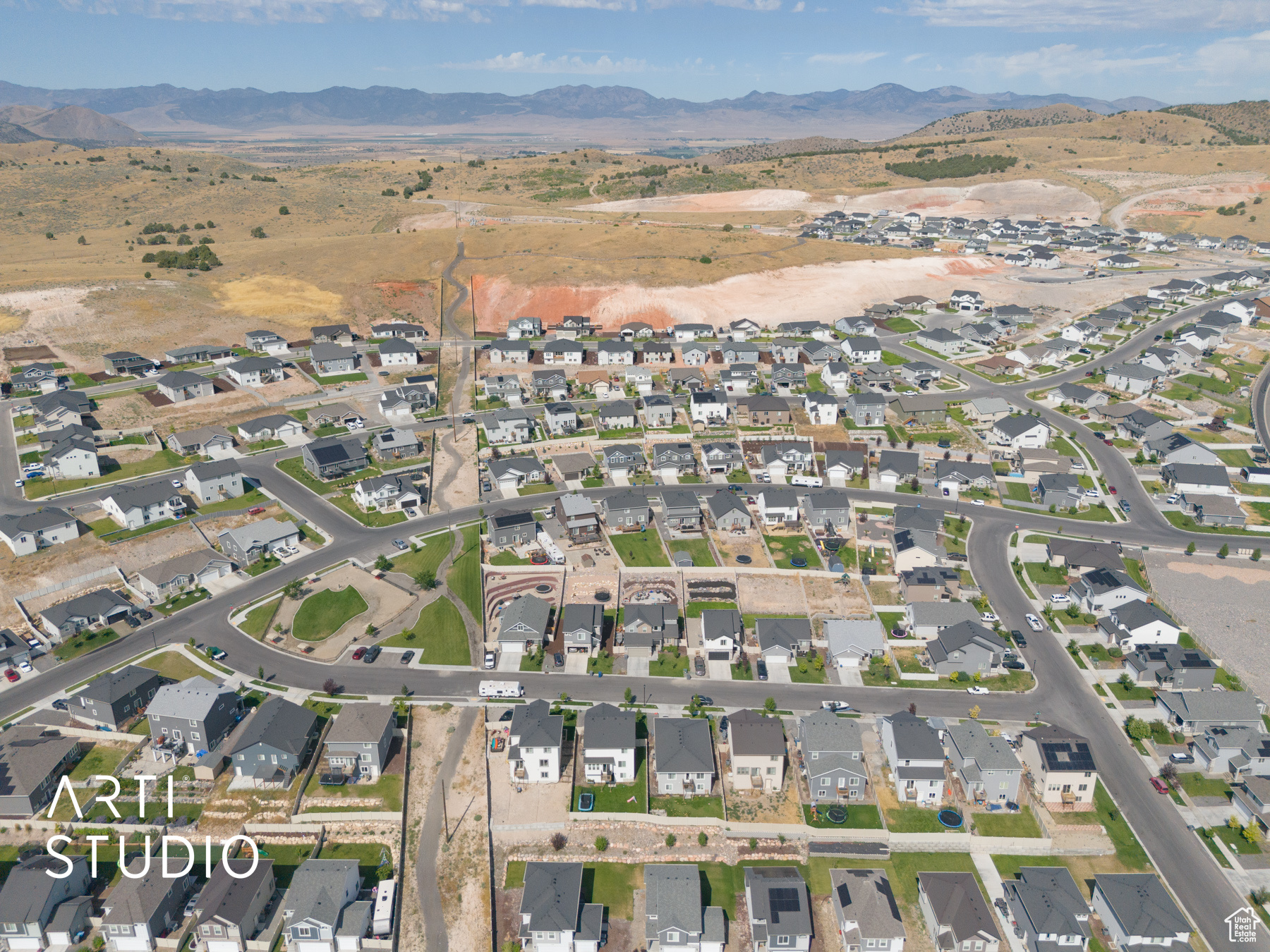 SUMMIT RIDGE - Residential