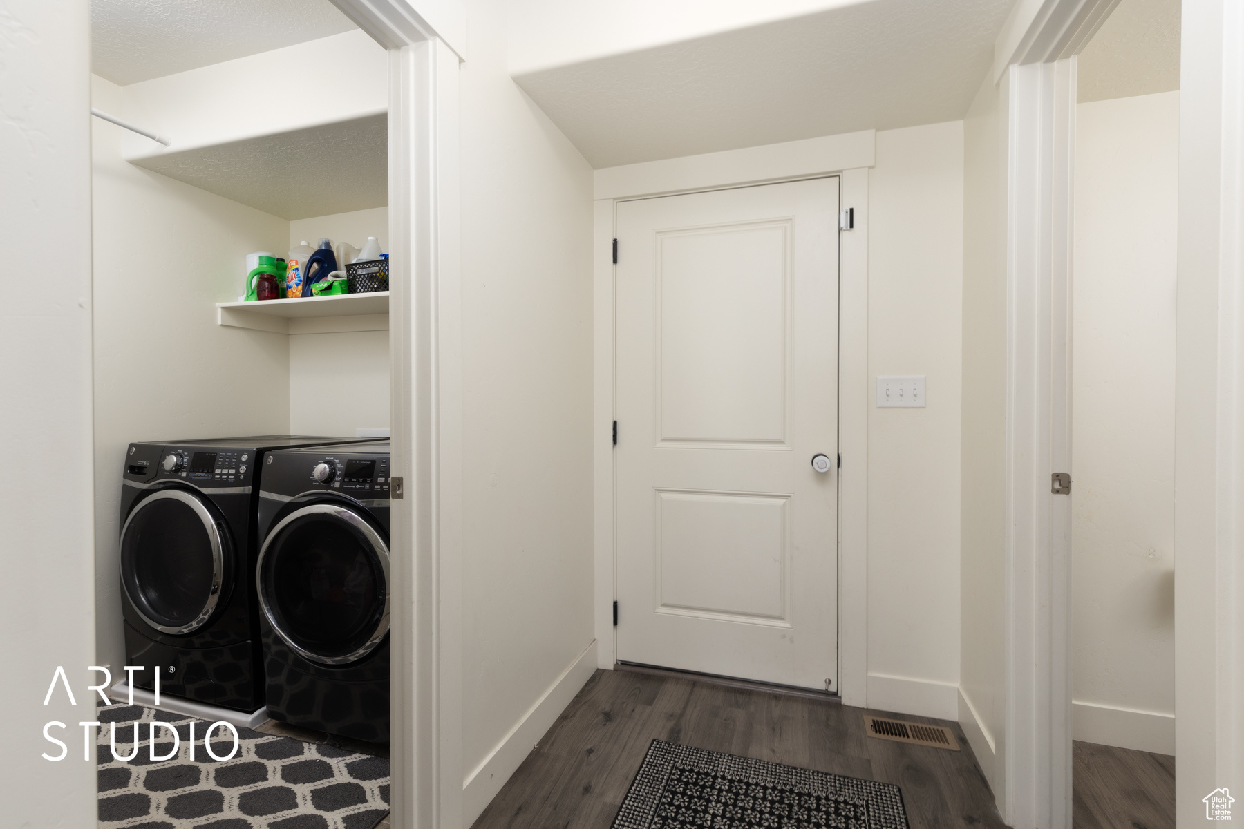 SUMMIT RIDGE - Residential