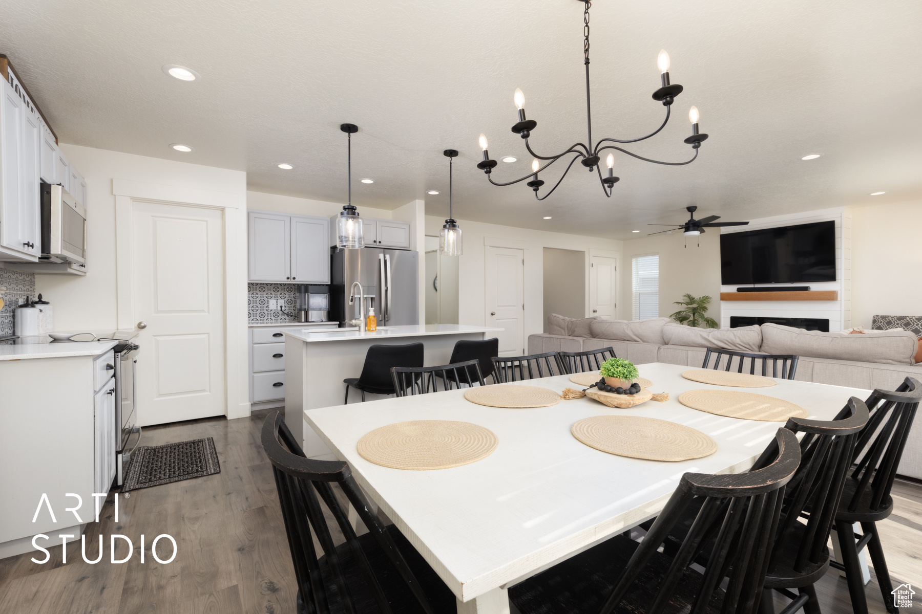 SUMMIT RIDGE - Residential