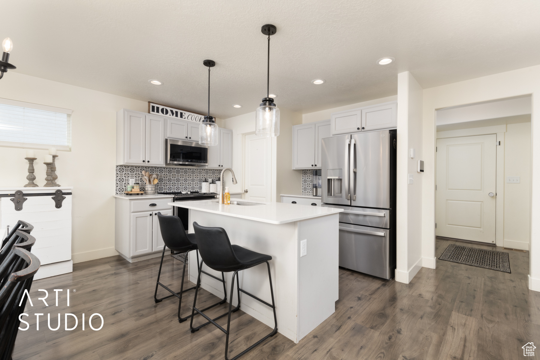 SUMMIT RIDGE - Residential