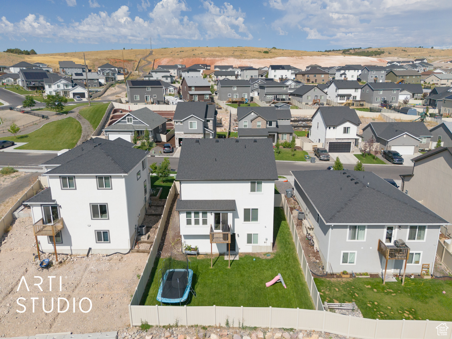 SUMMIT RIDGE - Residential