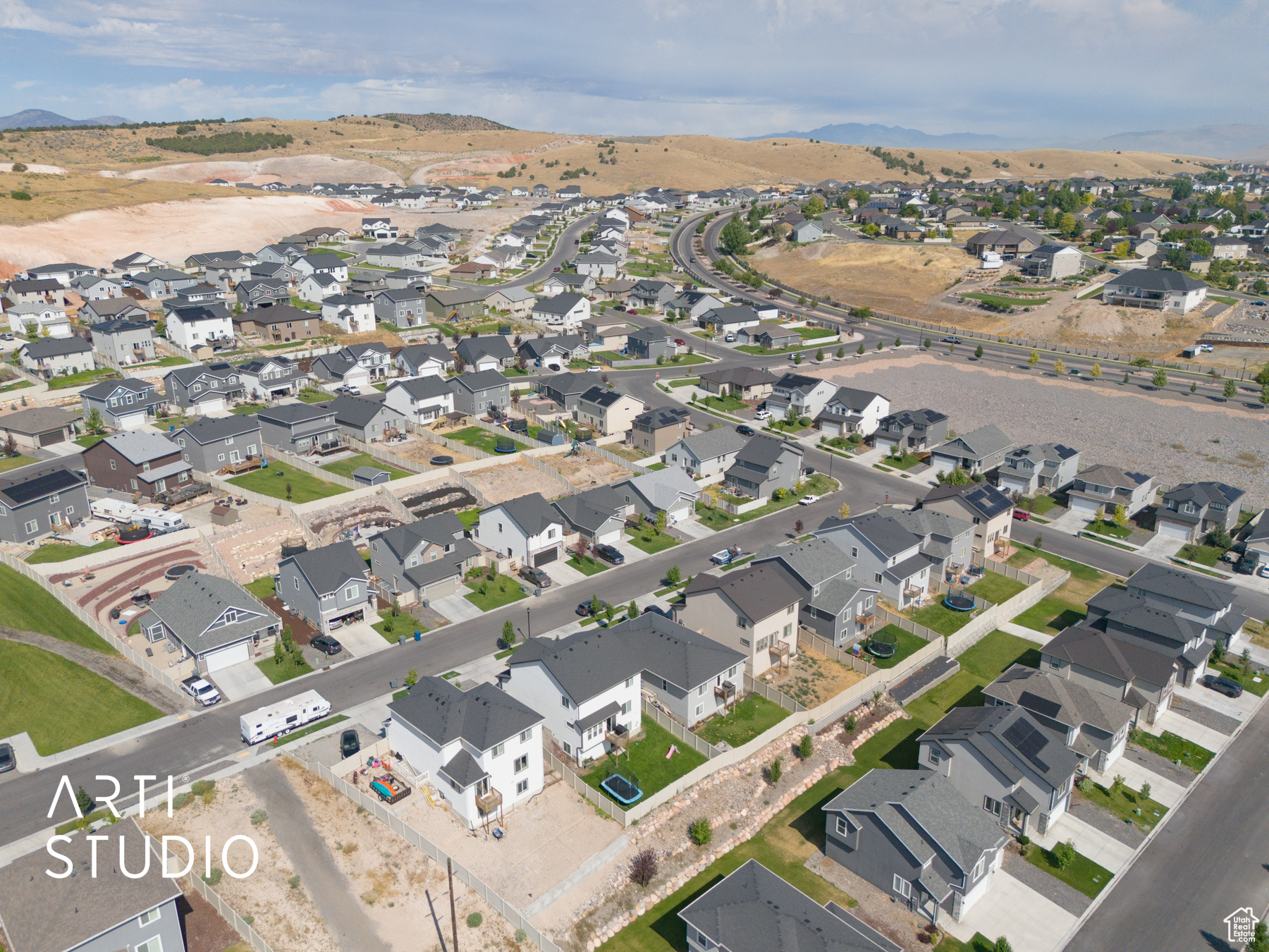 SUMMIT RIDGE - Residential