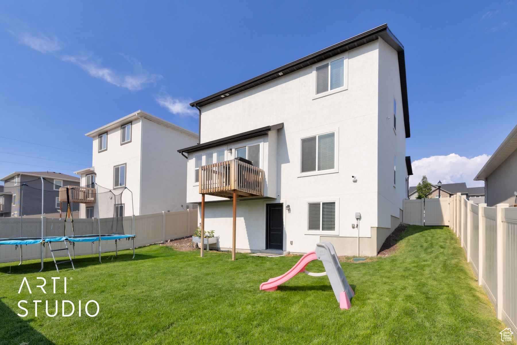 SUMMIT RIDGE - Residential