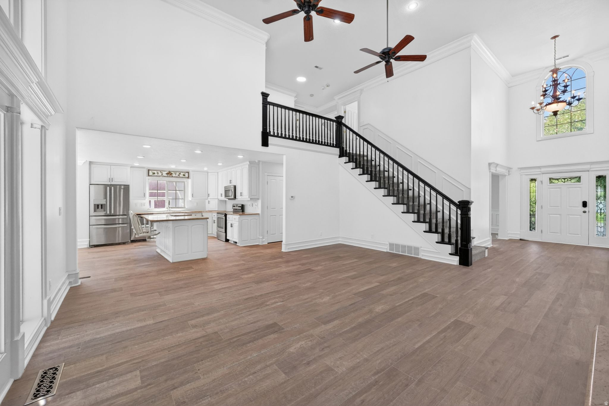 COUNTRY SPRINGS - Residential