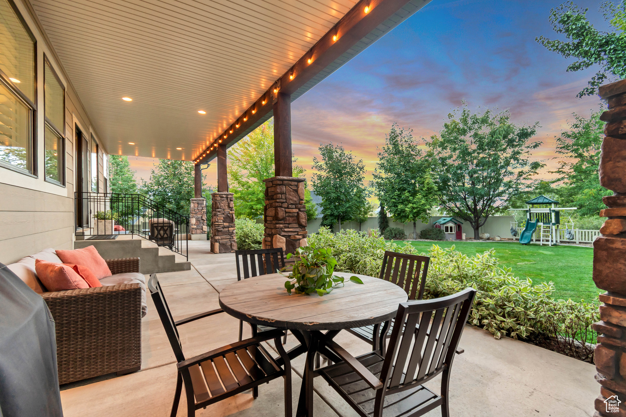 SEARLE MEADOWS - Residential