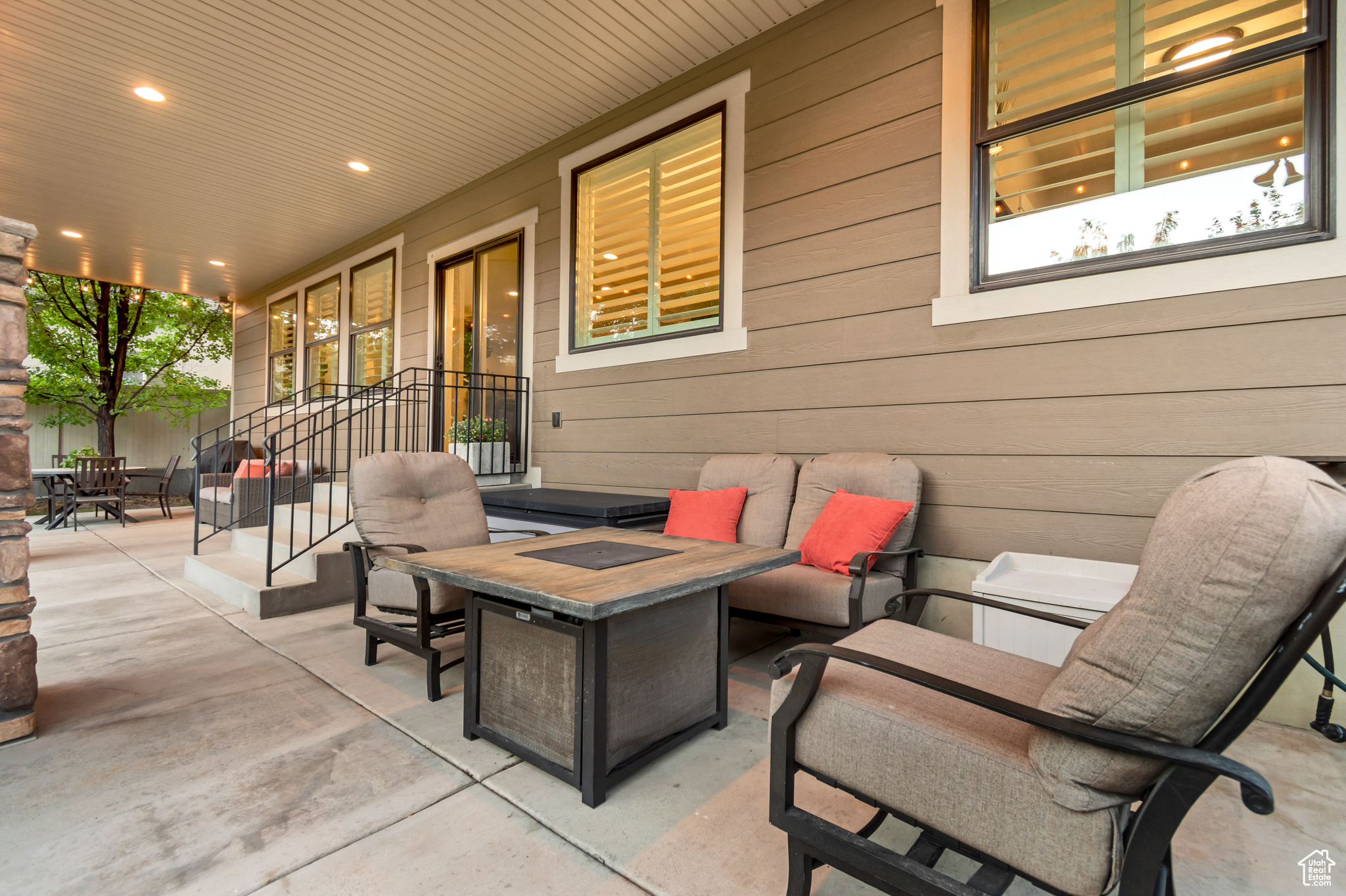 SEARLE MEADOWS - Residential