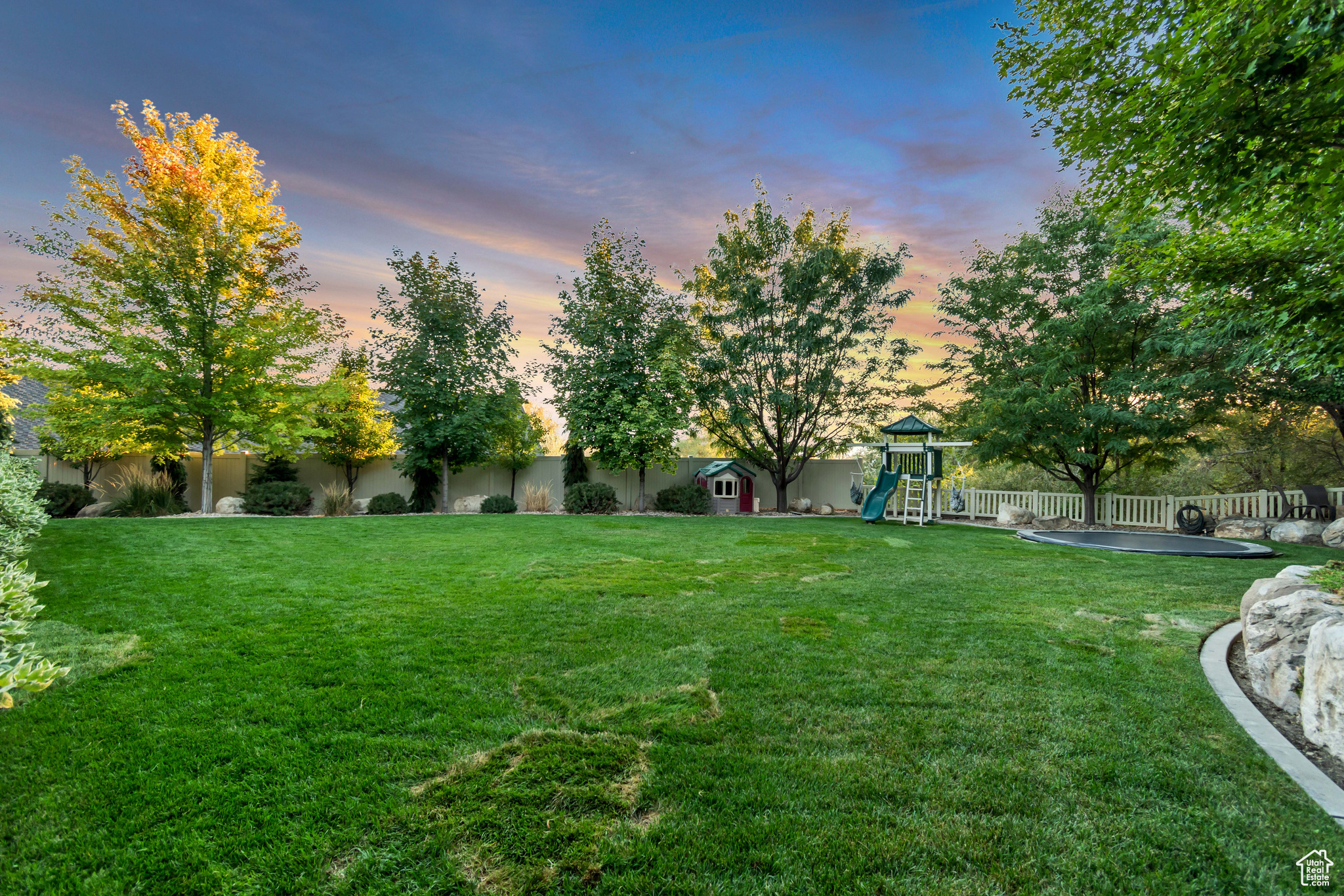 SEARLE MEADOWS - Residential