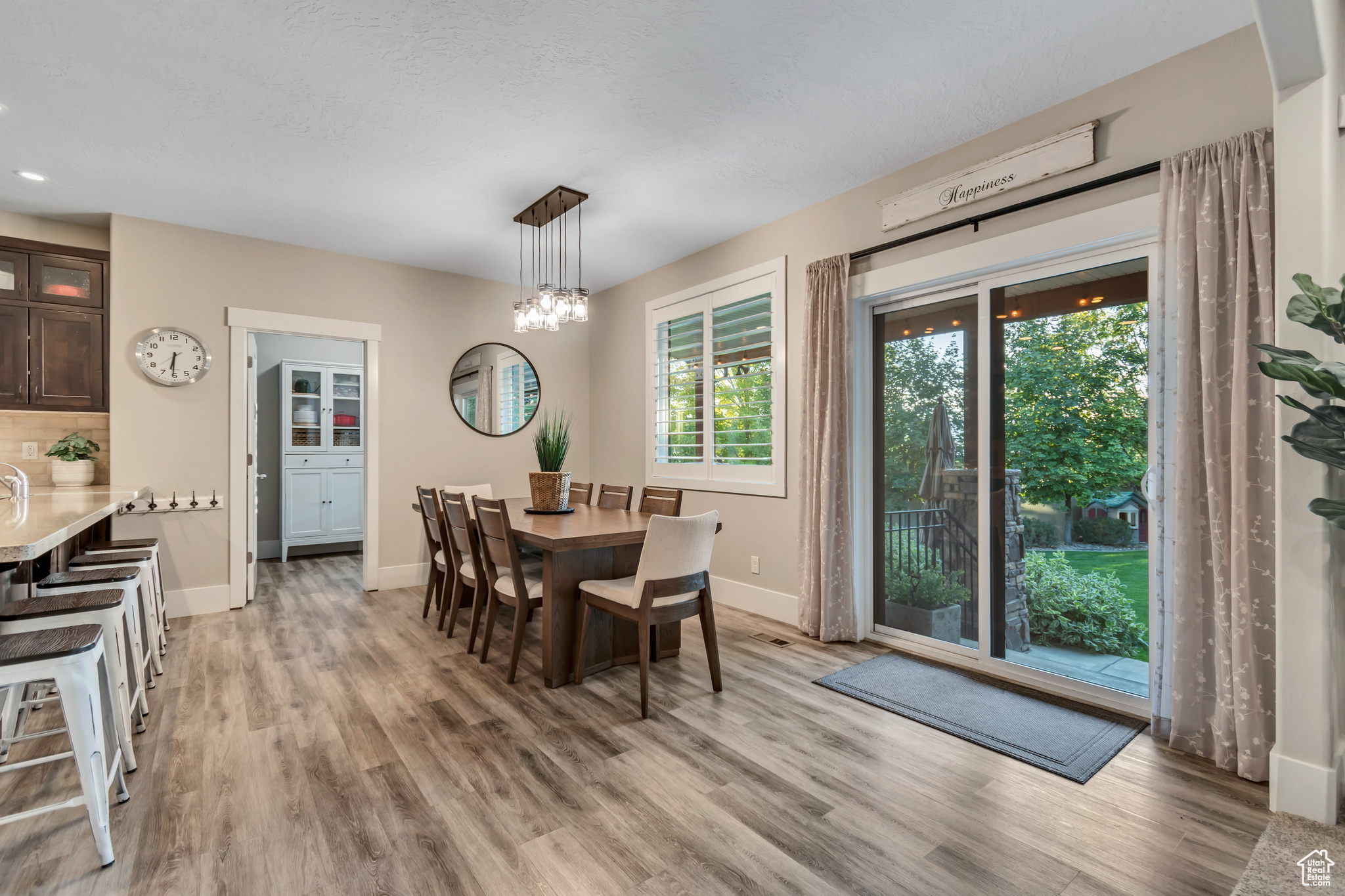 SEARLE MEADOWS - Residential