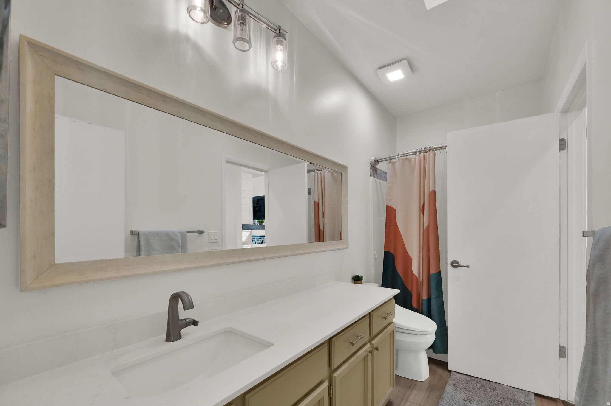 CROSSPOINTE - Residential