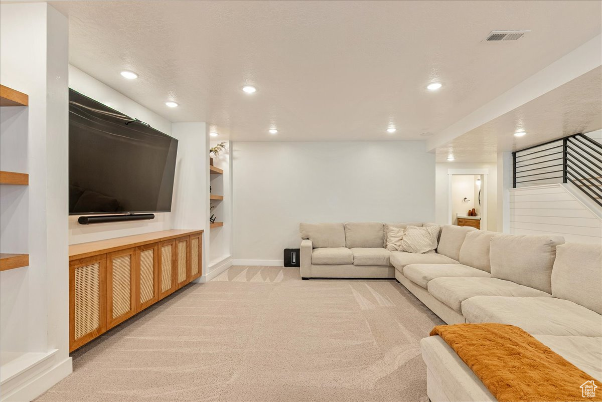 CANYON HILLS - Residential