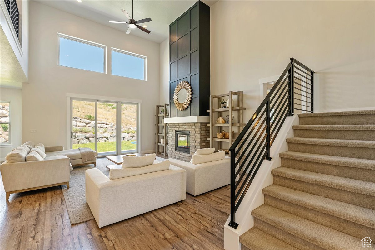 CANYON HILLS - Residential