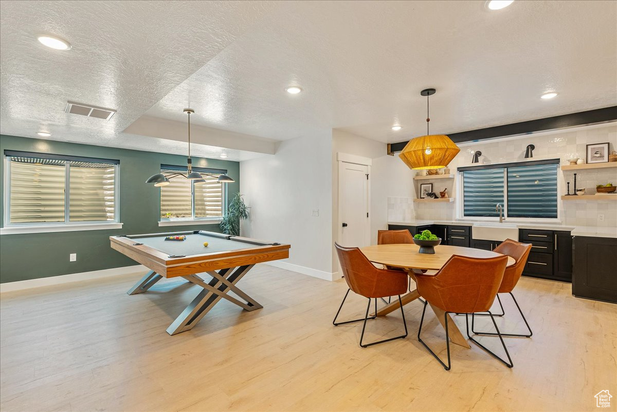 CANYON HILLS - Residential