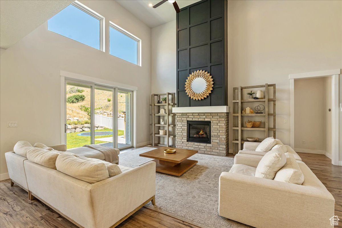 CANYON HILLS - Residential