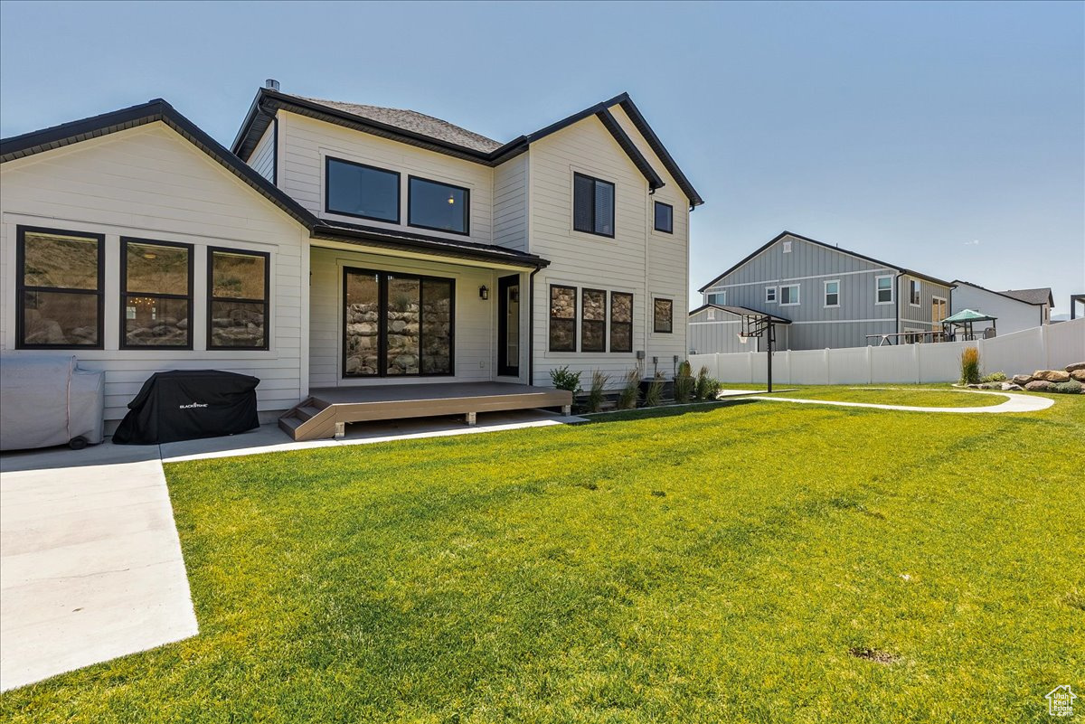 CANYON HILLS - Residential