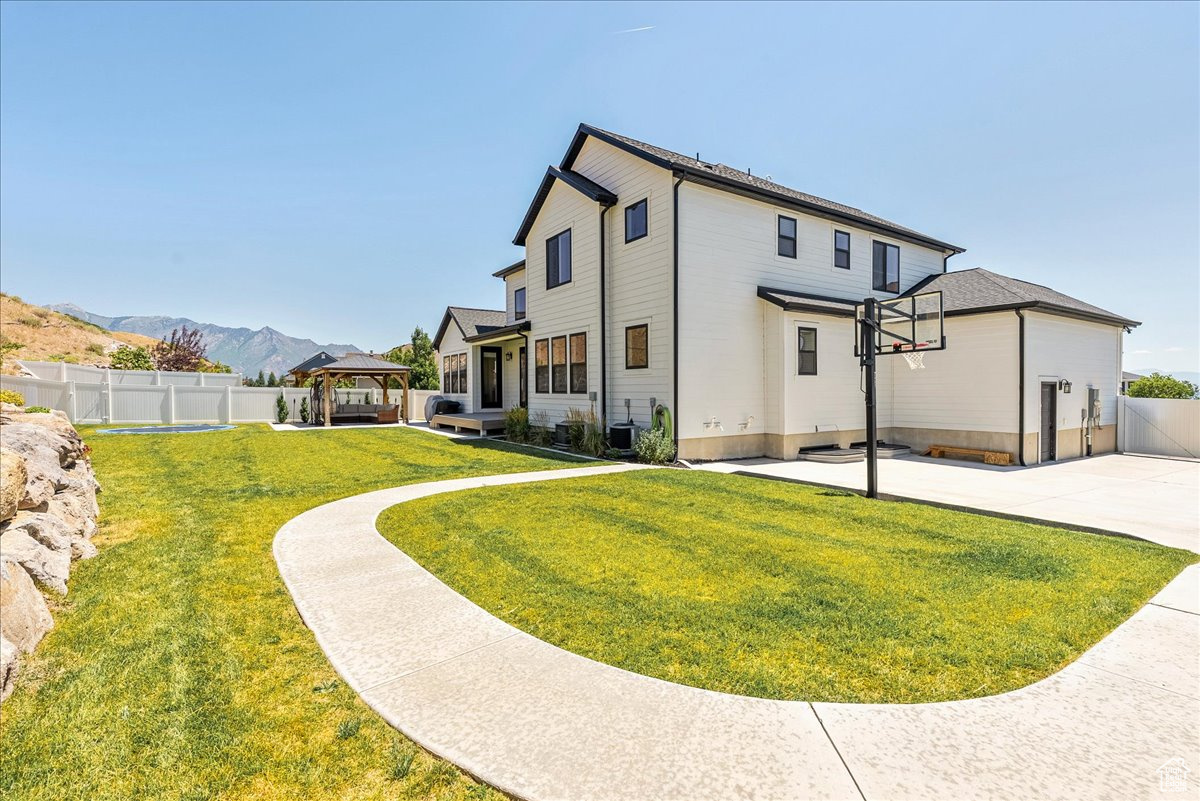 CANYON HILLS - Residential
