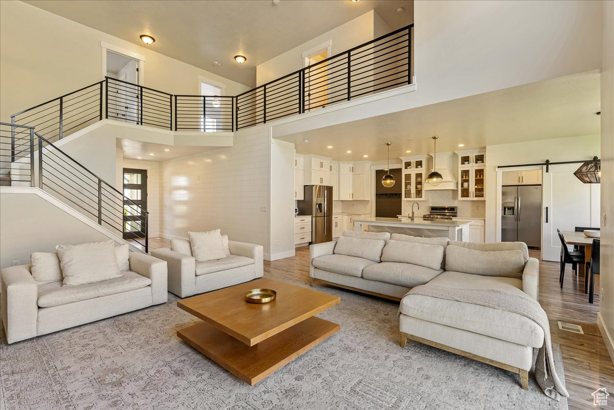 CANYON HILLS - Residential