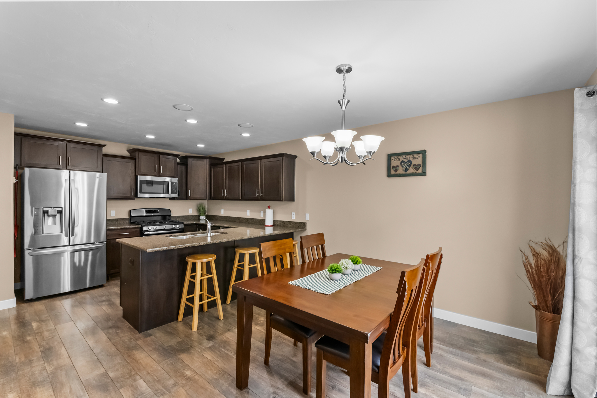 SUNSET HOLLOW - Residential