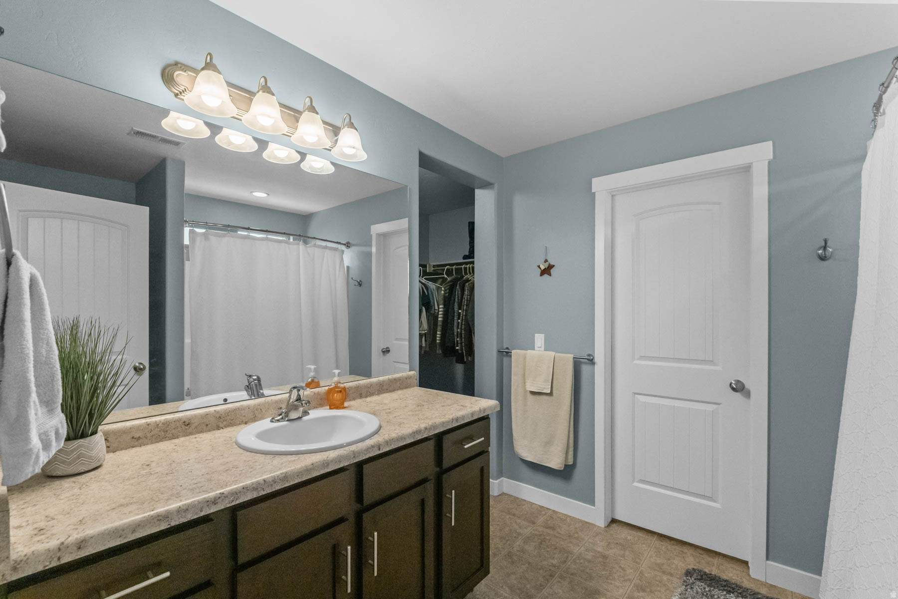 SUNSET HOLLOW - Residential