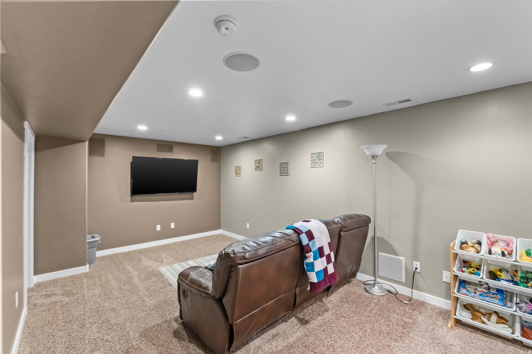 SUNSET HOLLOW - Residential