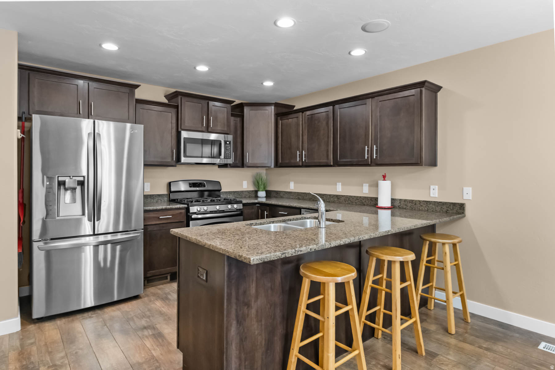 SUNSET HOLLOW - Residential