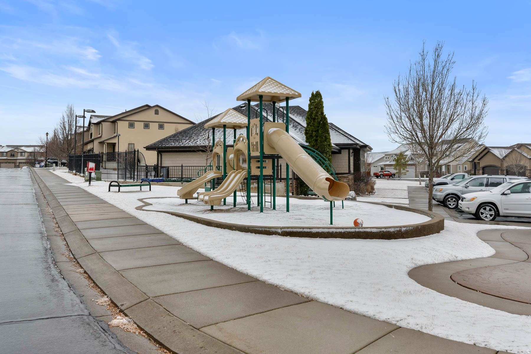 SUNSET HOLLOW - Residential