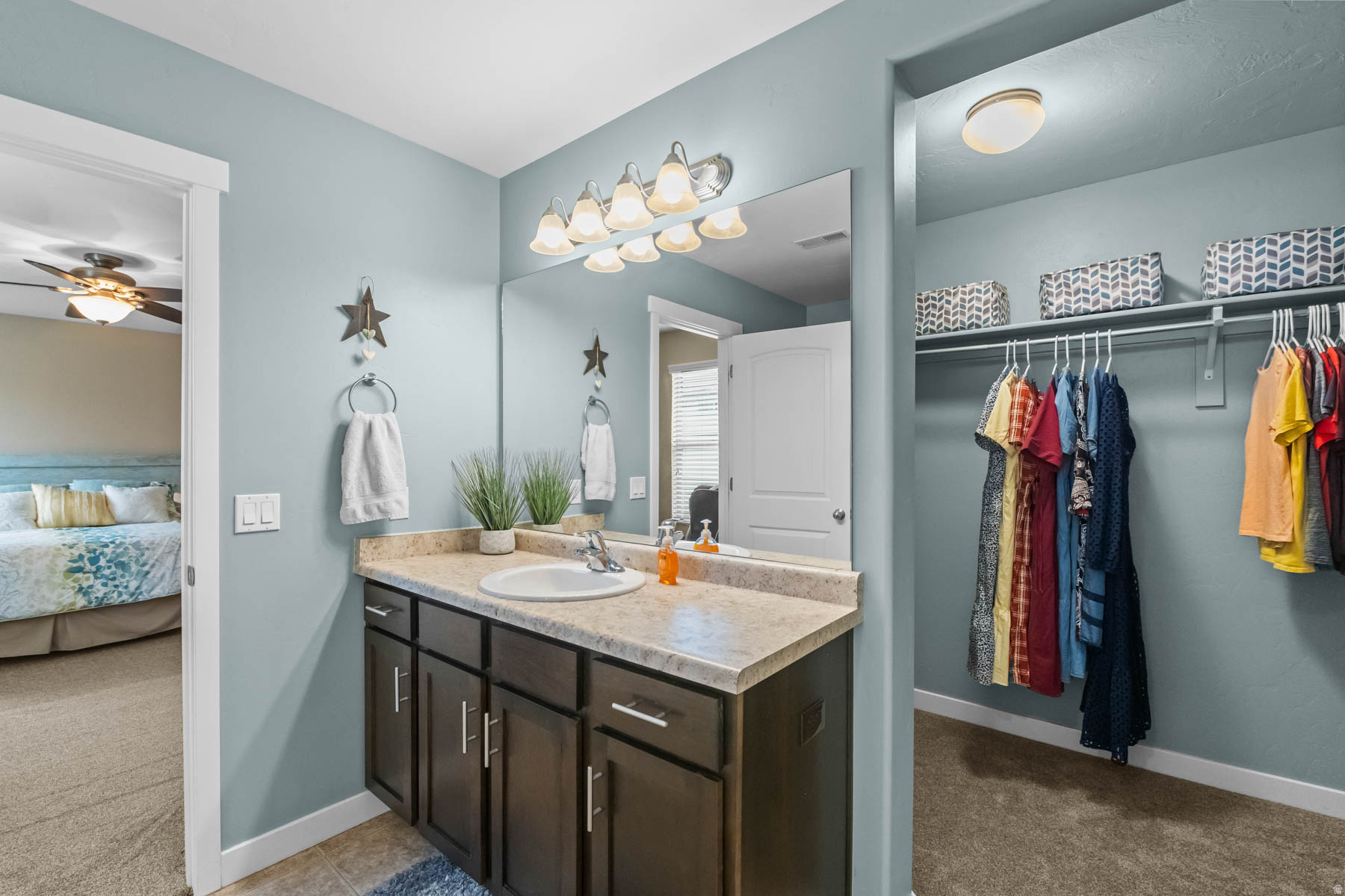 SUNSET HOLLOW - Residential