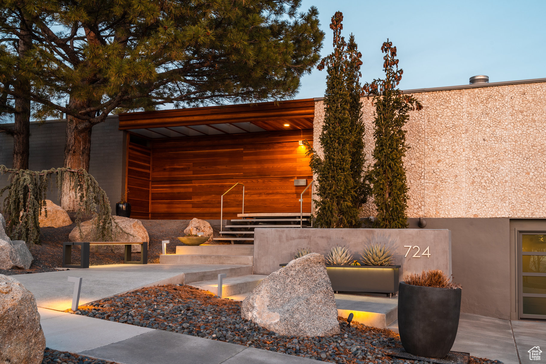 ENSIGN DOWNS - Residential