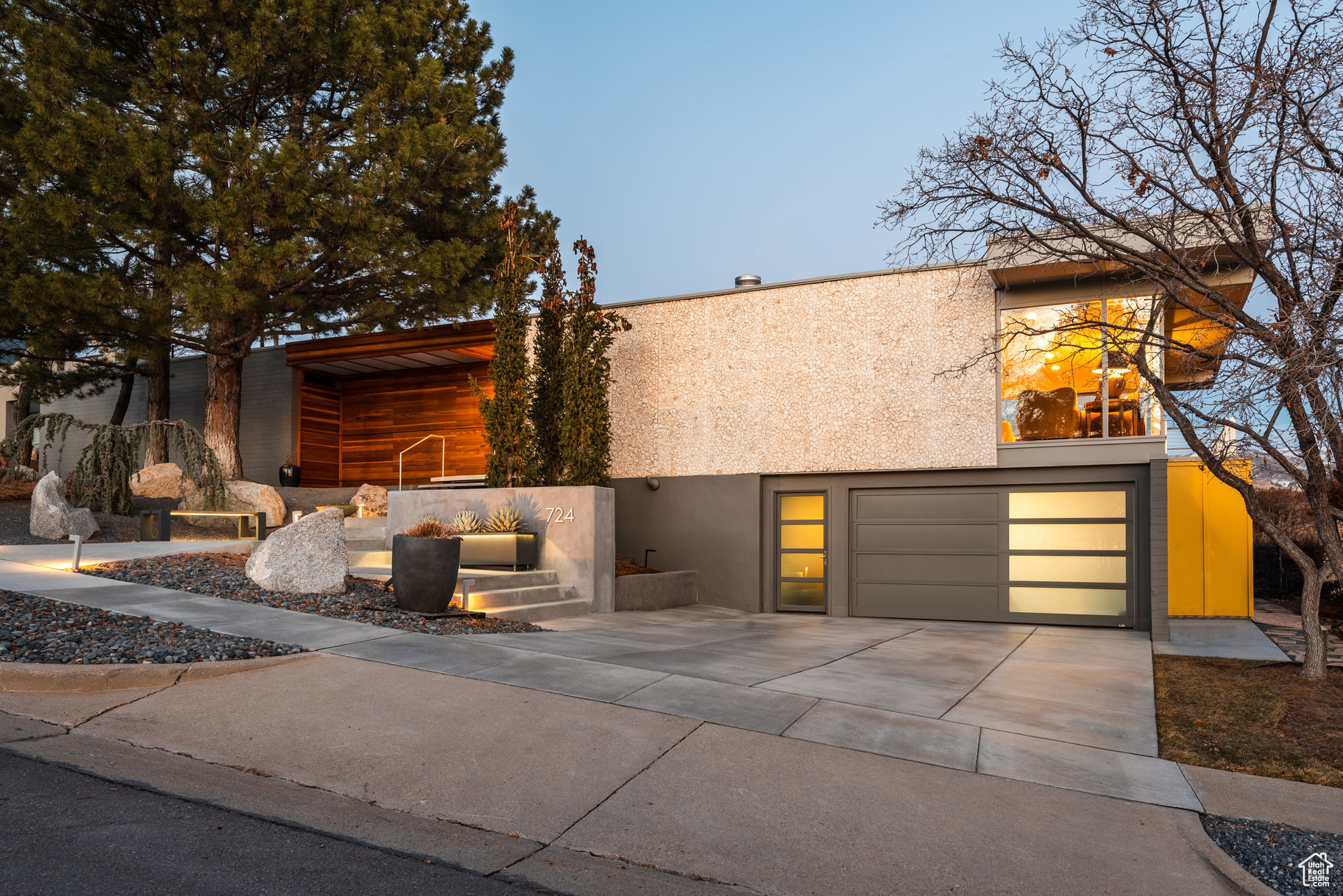 ENSIGN DOWNS - Residential