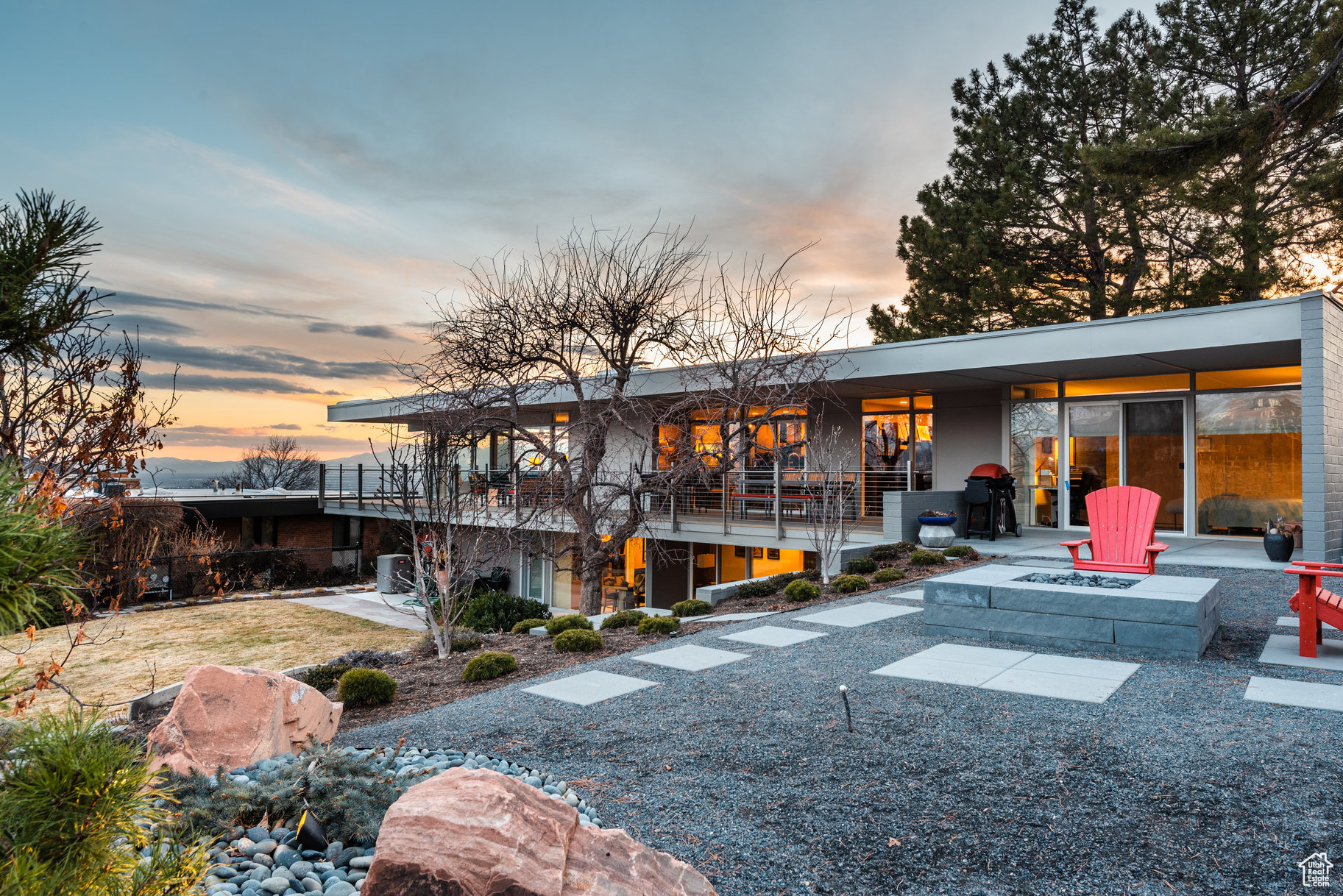 ENSIGN DOWNS - Residential