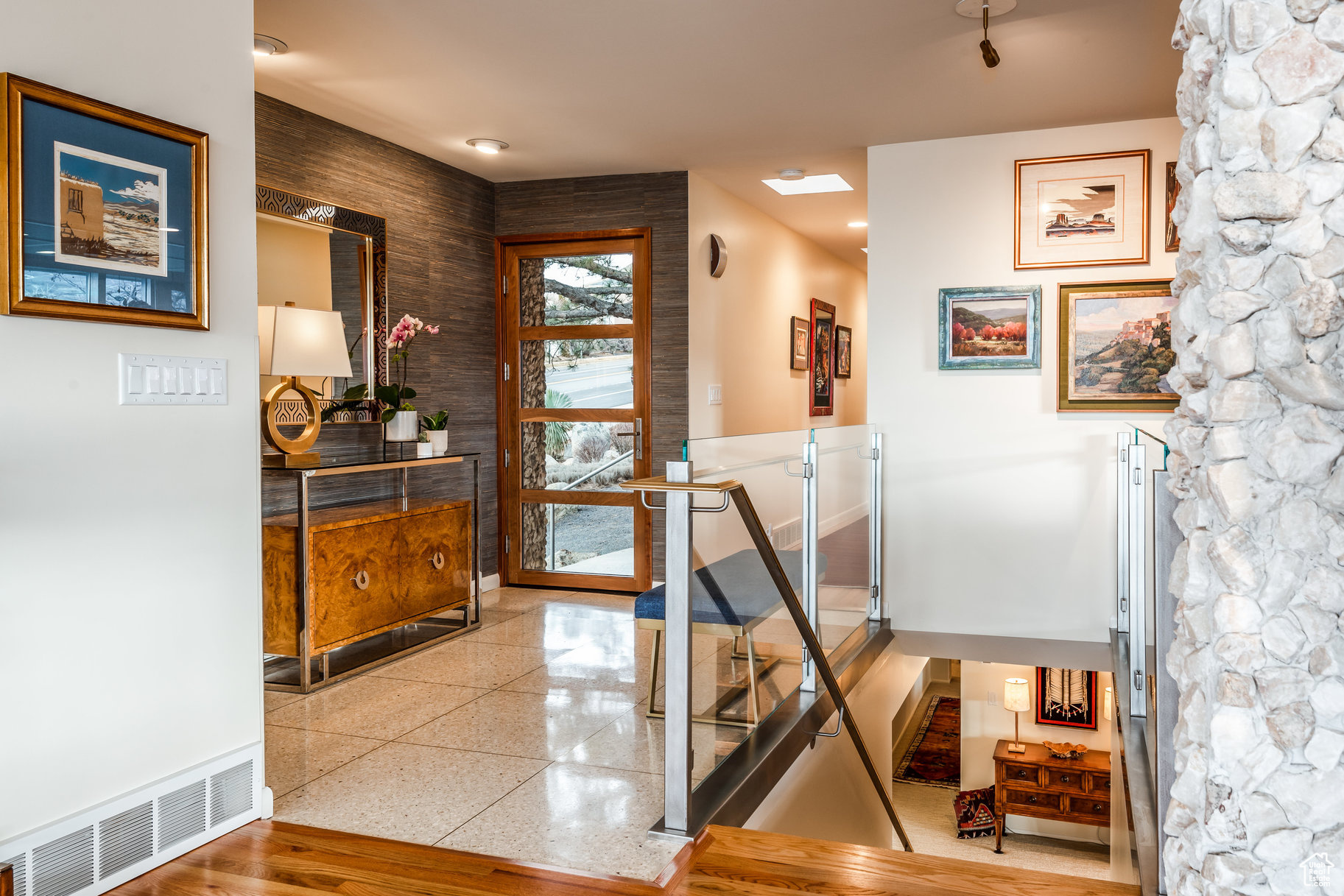 ENSIGN DOWNS - Residential