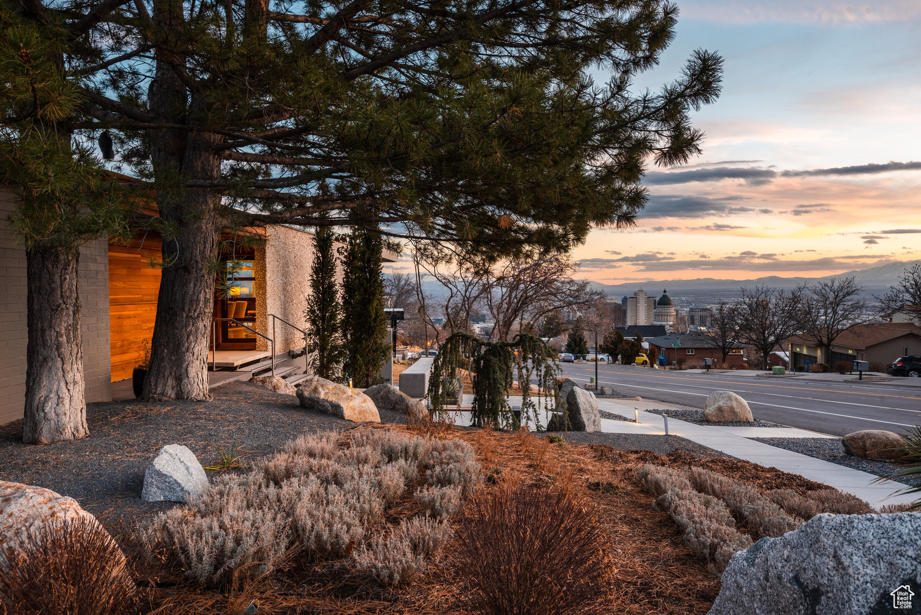 ENSIGN DOWNS - Residential