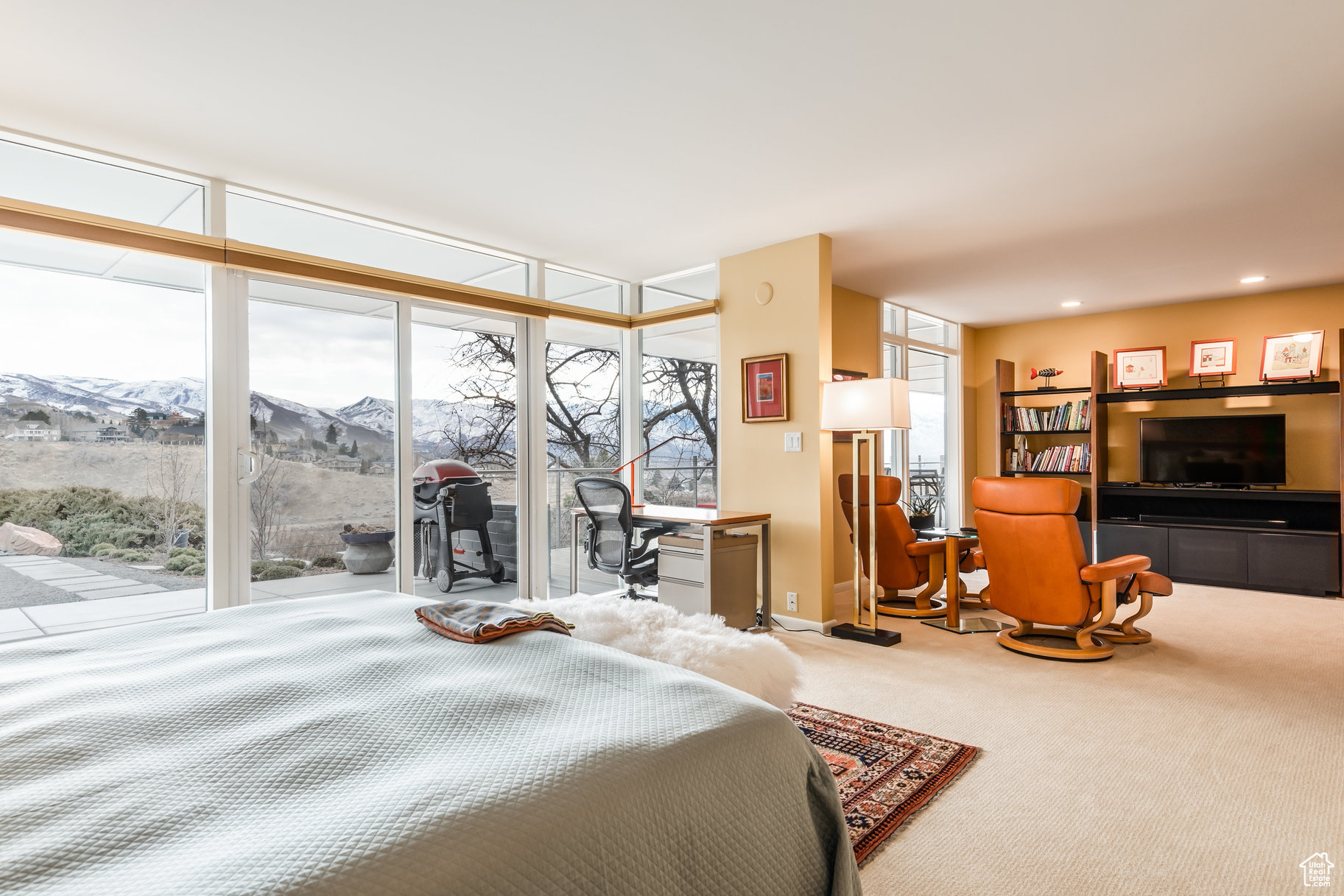 ENSIGN DOWNS - Residential