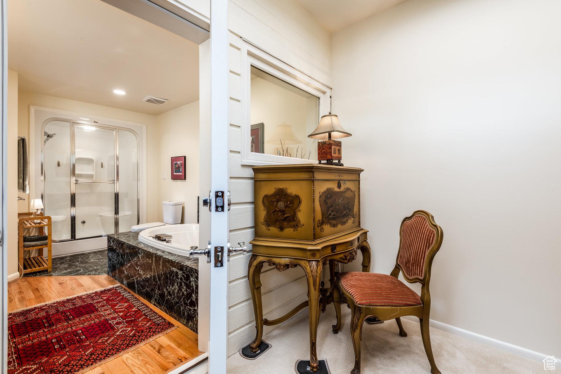 ENSIGN DOWNS - Residential