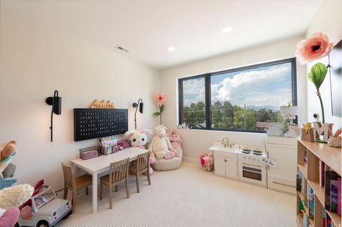 Tiny photo for 4445 S HOLLADAY PARK LN, Holladay, UT 84124 (MLS # 2134442)