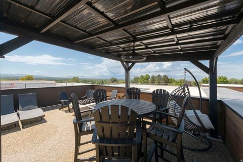 Tiny photo for 4445 S HOLLADAY PARK LN, Holladay, UT 84124 (MLS # 2134442)