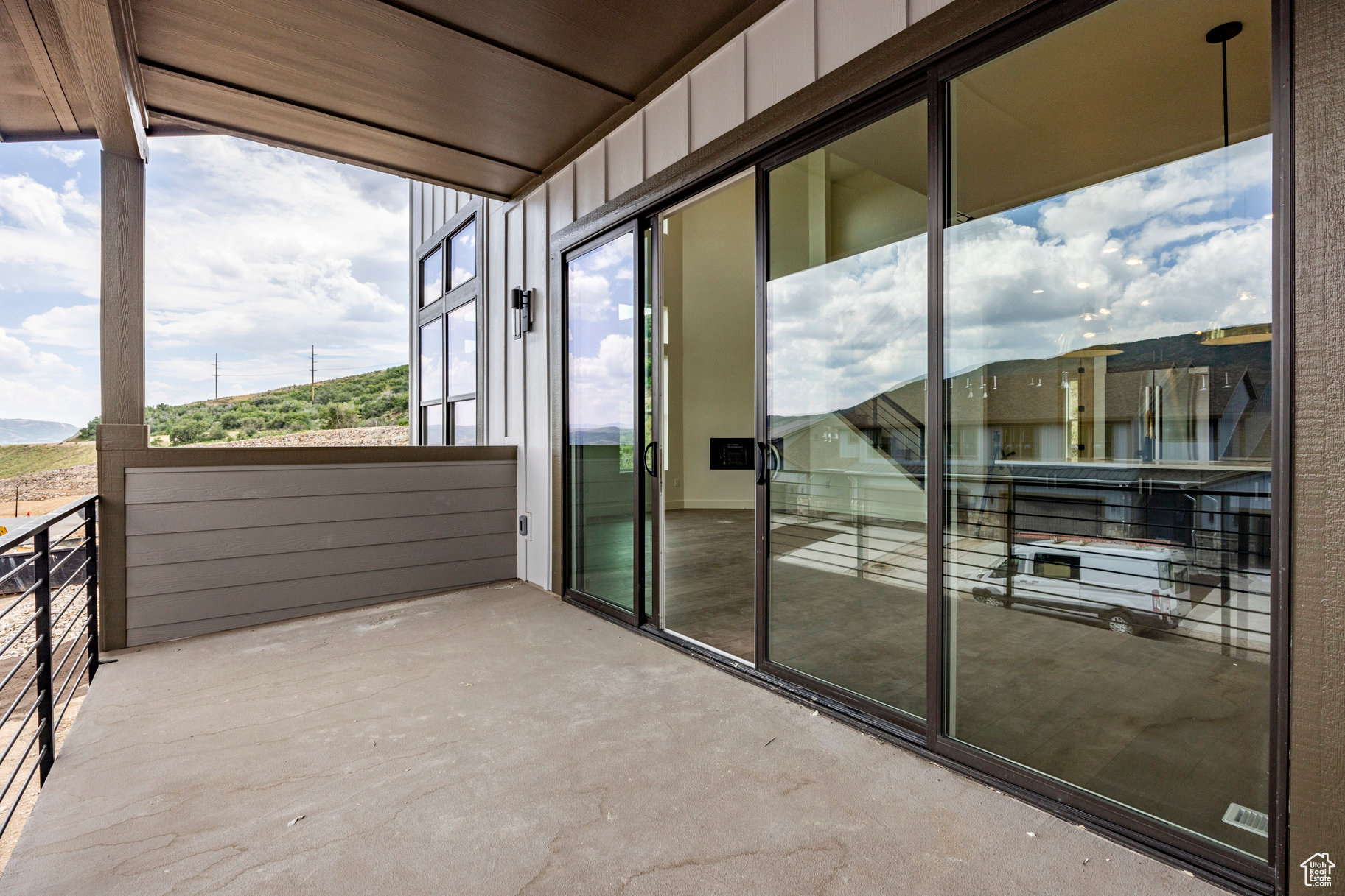 DEER SPRINGS - Residential
