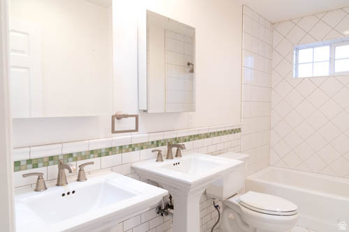 COUNTRY SPRINGS - Residential