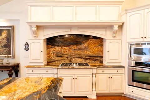 Tiny photo for 899 E 800 S, Springville, UT 84663 (MLS # 2147820)