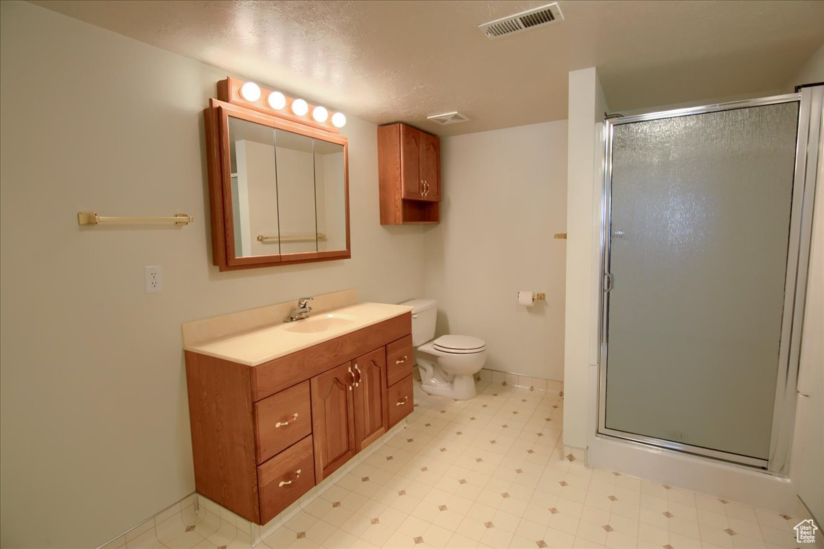 South Ogden, Utah 84405, United States, 3 Bedrooms Bedrooms, ,3 BathroomsBathrooms,Residential,Active,233343