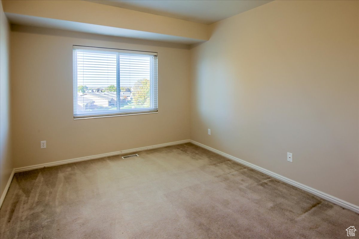 South Ogden, Utah 84405, United States, 3 Bedrooms Bedrooms, ,3 BathroomsBathrooms,Residential,Active,233343