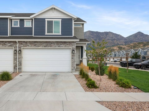 Townhouse For Sale - 1255 S Thistle Dr<br/> Santaquin, UT 84655