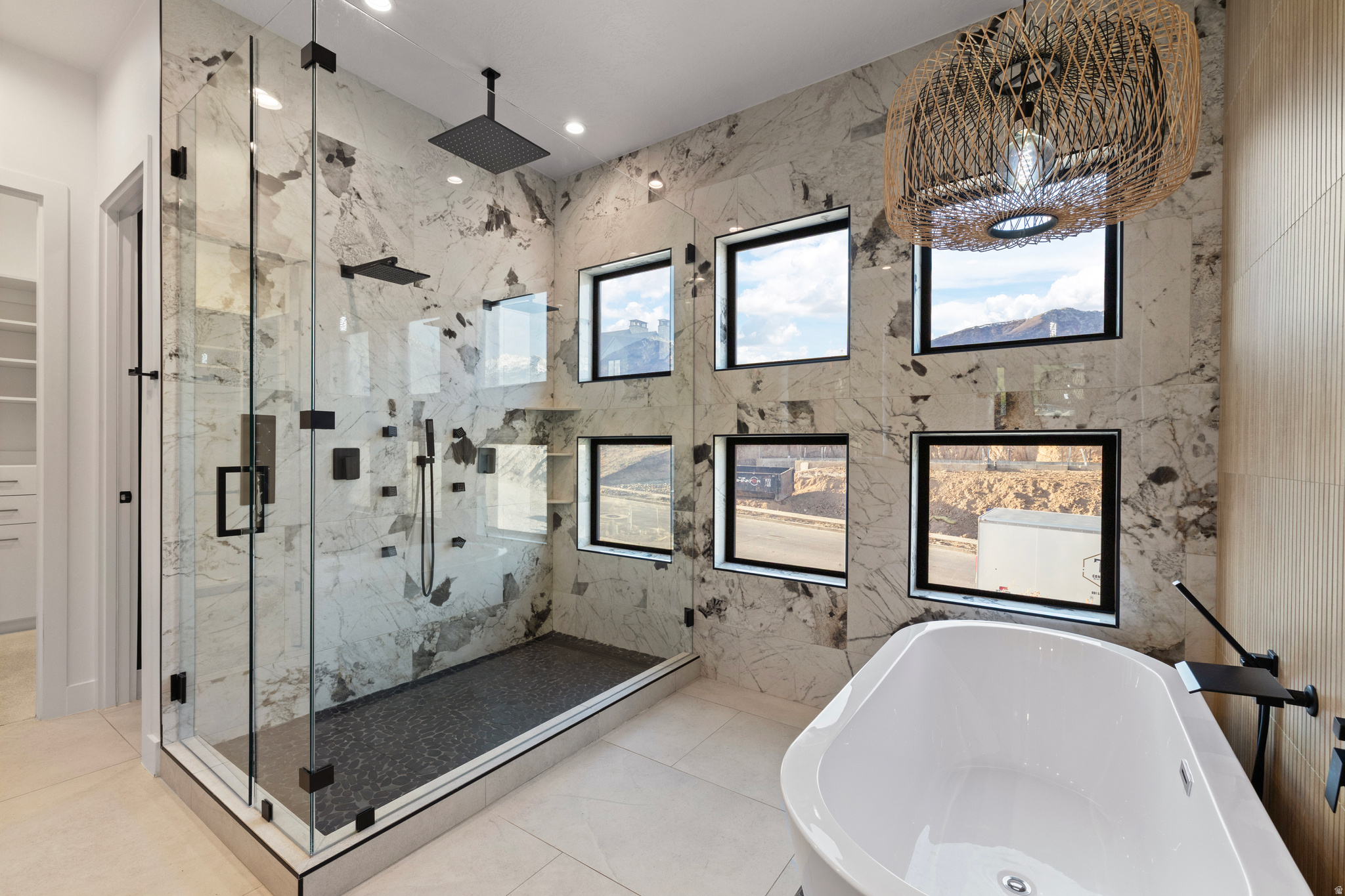 ALPINE VIEW - Residential