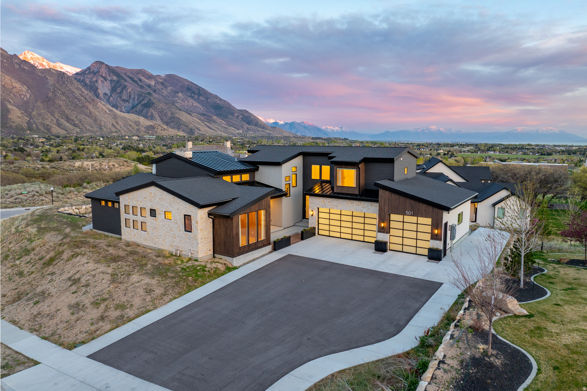 ALPINE VIEW - Residential