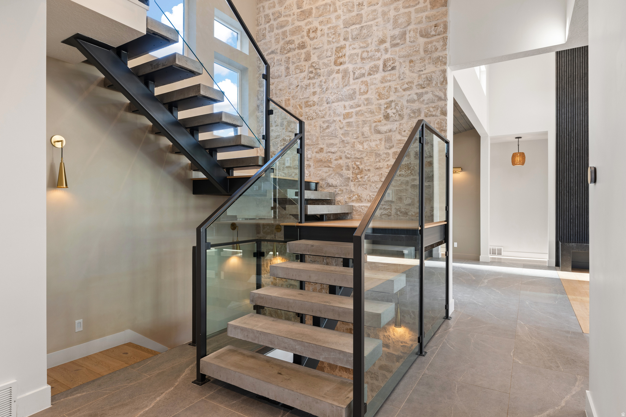 ALPINE VIEW - Residential