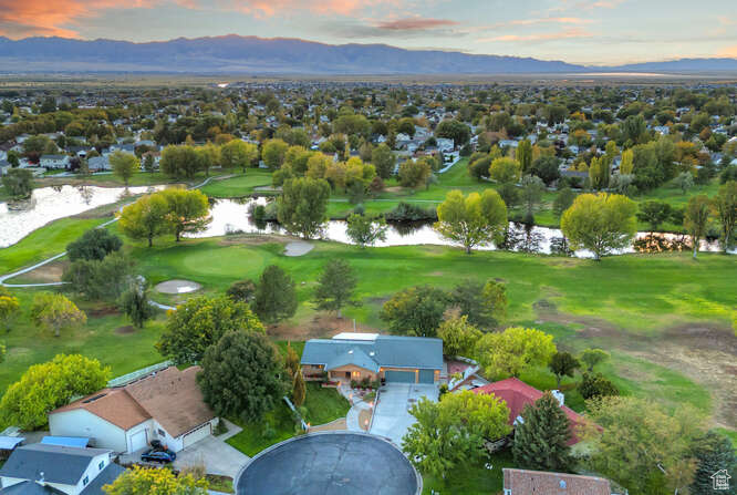COUNTRY CLUB SUB - Residential