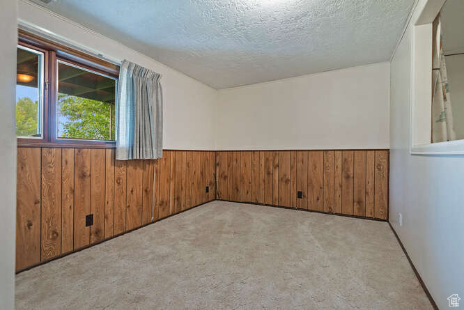 COUNTRY CLUB SUB - Residential