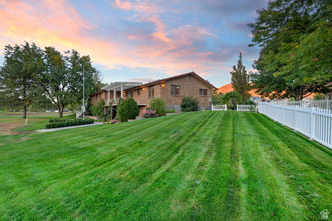 COUNTRY CLUB SUB - Residential