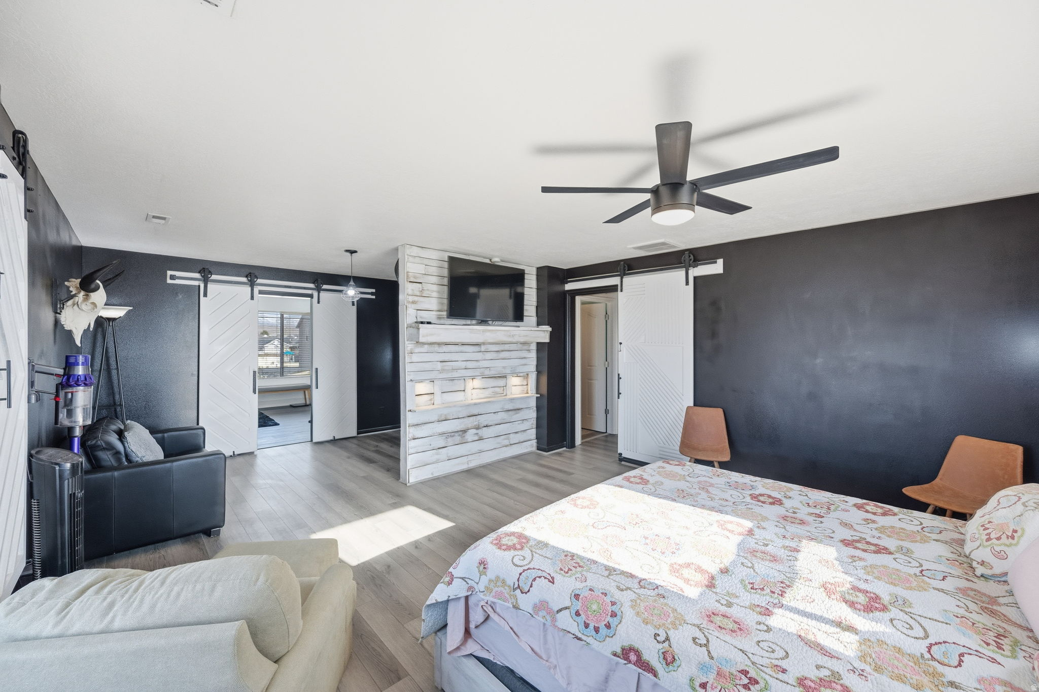 AUTUMN RIDGE - Residential