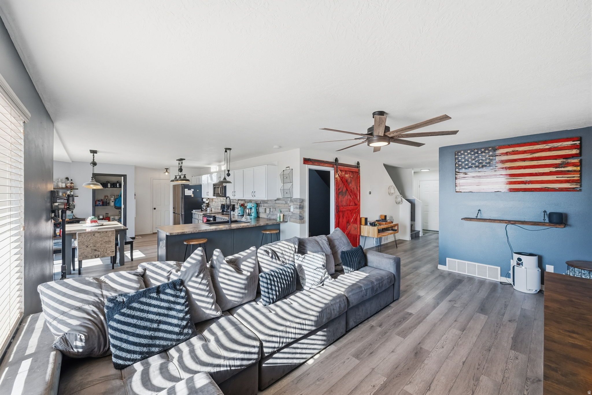 AUTUMN RIDGE - Residential